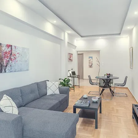 Apartment Amazing Near Metro Station! *